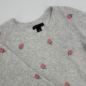 Joan Vass Gray Rose Embroidered Sweatshirt Women's Cozy Pullover Top Size XS